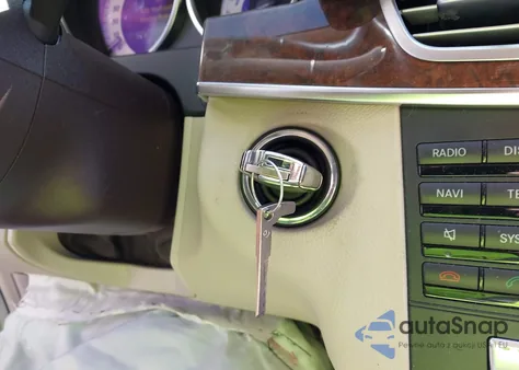 2014 Mercedes-Benz E 350 4Matic из США, поврежденный, VIN WDDHF8JB5EA997987